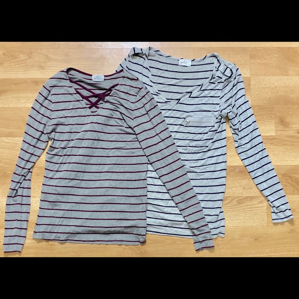 2 Women’s Long Sleeved Shirts